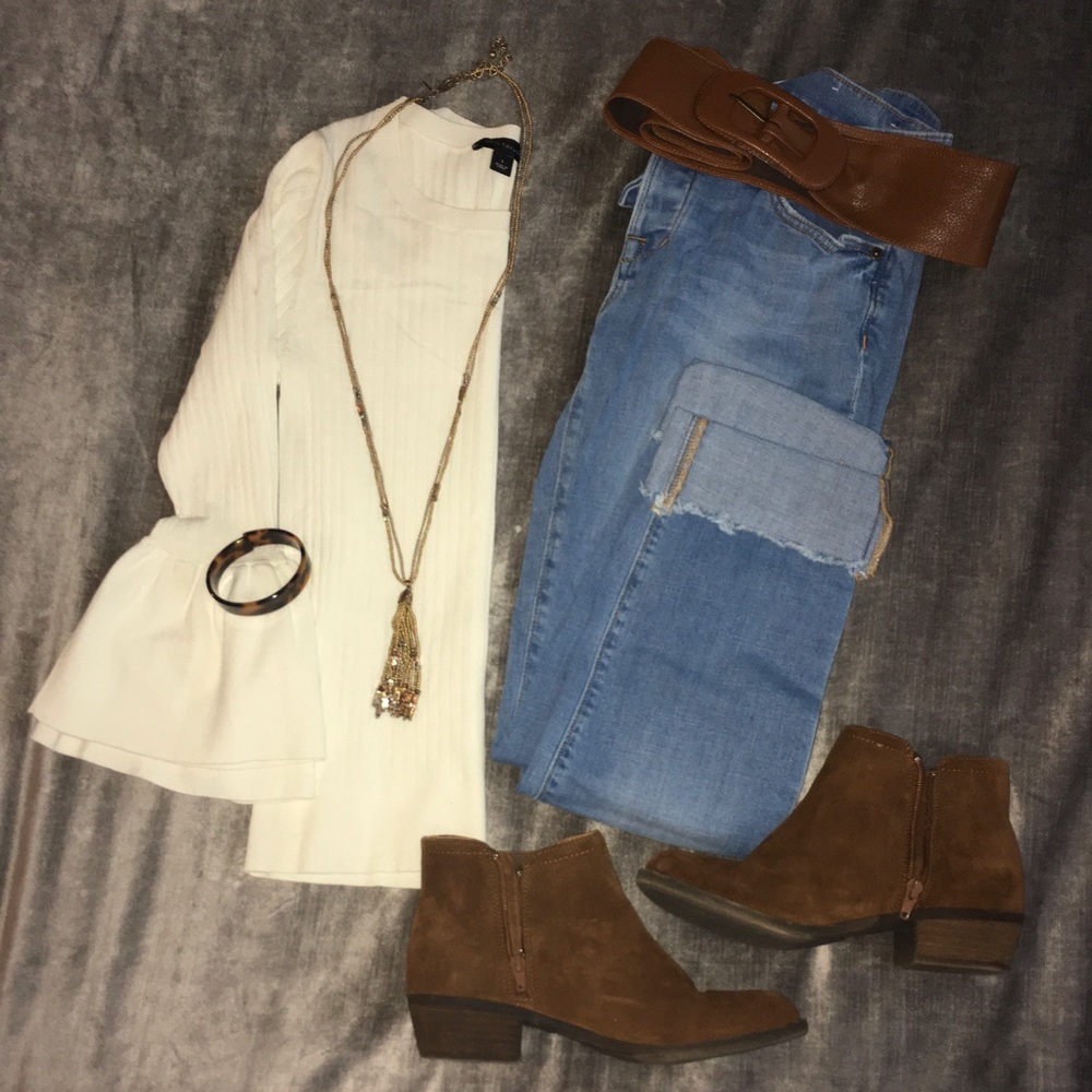 Ann Taylor Bell Sleeve Sweater